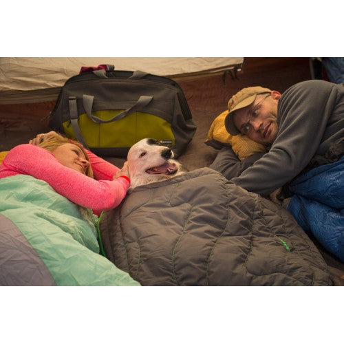 Ruffwear - Highlands Sleeping Bag™ for dogs